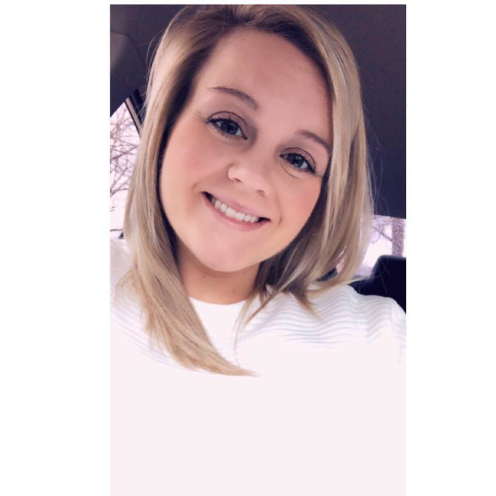 Meet your Posher, Whitni